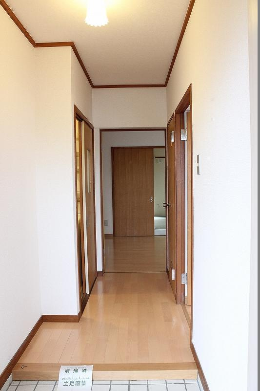 グリーンヒル大津和の玄関|※同物件の別のお部屋の写真です※