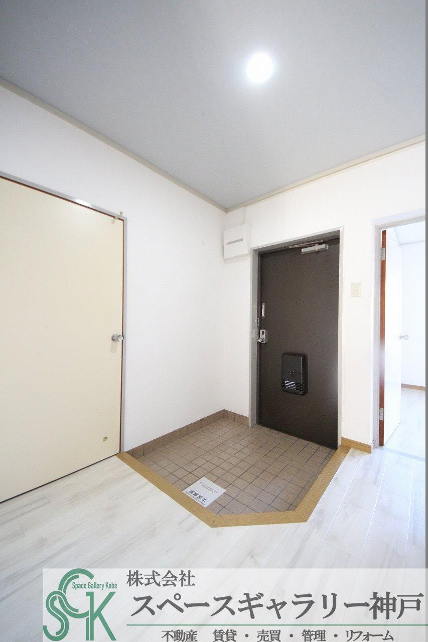グリーンメゾン片山の玄関