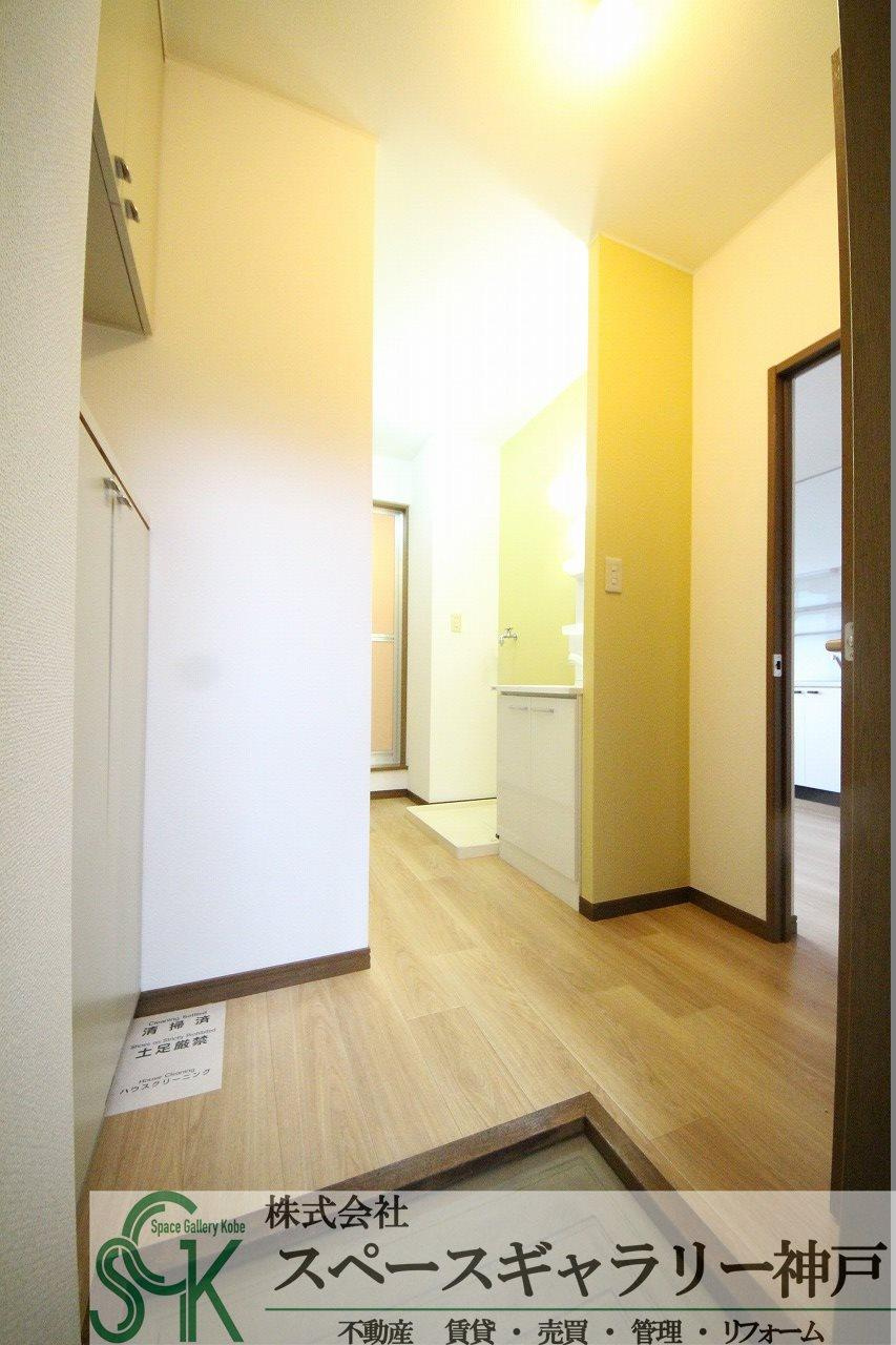 グリーンライフ池田の玄関|※お部屋により仕様が異なる場合があります※