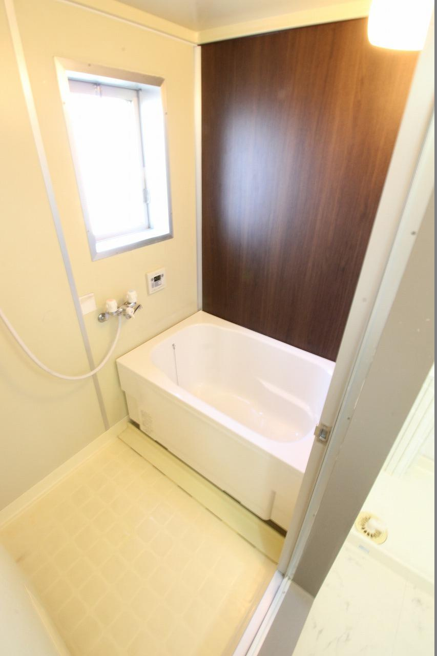 クリスタル明舞の浴室|※お部屋により仕様が異なる場合があります。