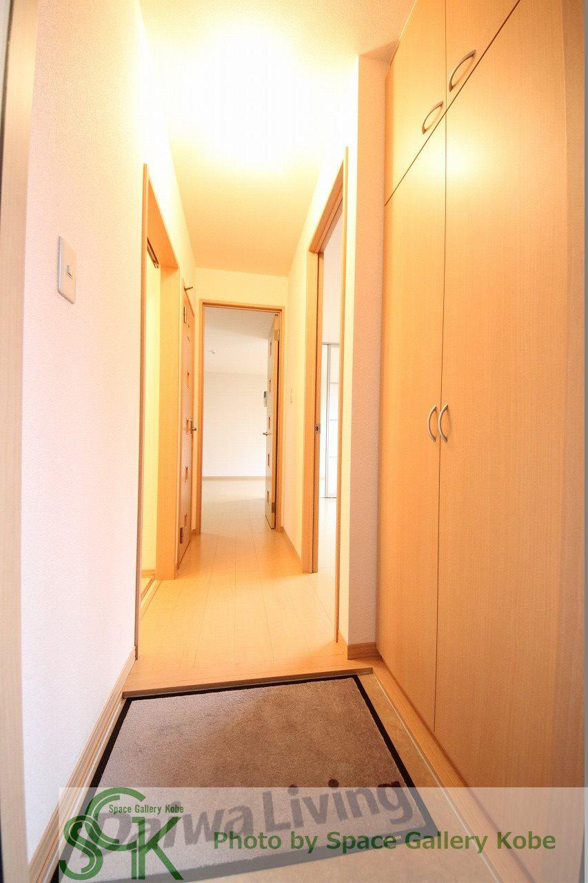 グリチネの玄関|※お部屋により仕様が異なる場合があります。