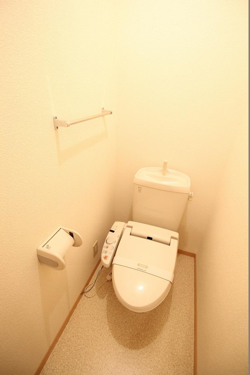 クレールのトイレ|※お部屋により仕様が異なる場合があります。