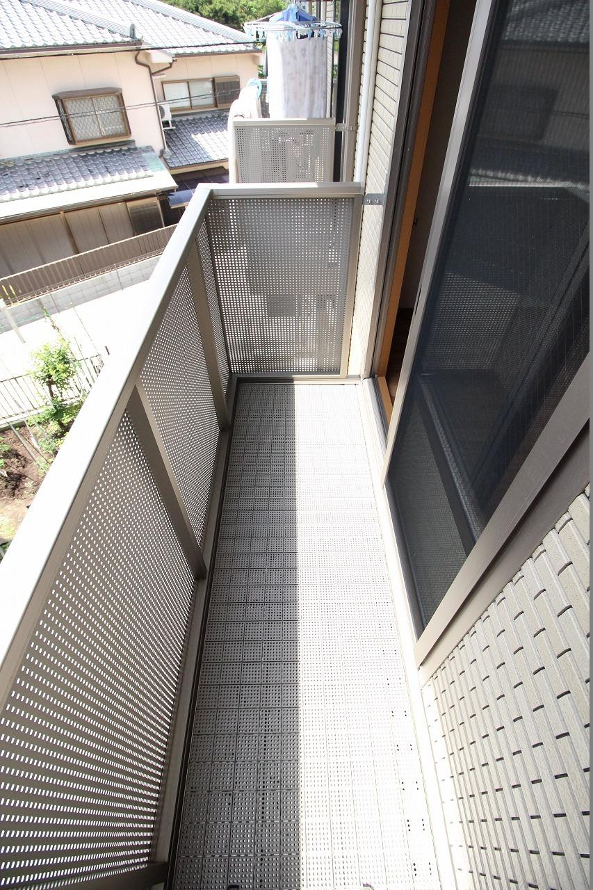クレールベルヴィル立花　B棟のバルコニー|※お部屋により仕様が異なる可能性があります。