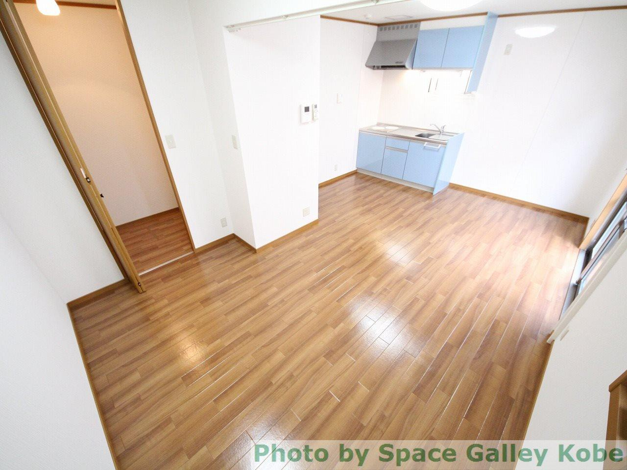 クレールベルヴィル立花　B棟の居間・リビング|※お部屋により仕様が異なる場合があります※