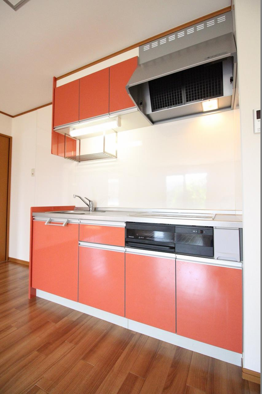 クレールベルヴィル立花　B棟のキッチン|※お部屋により仕様が異なる場合があります※