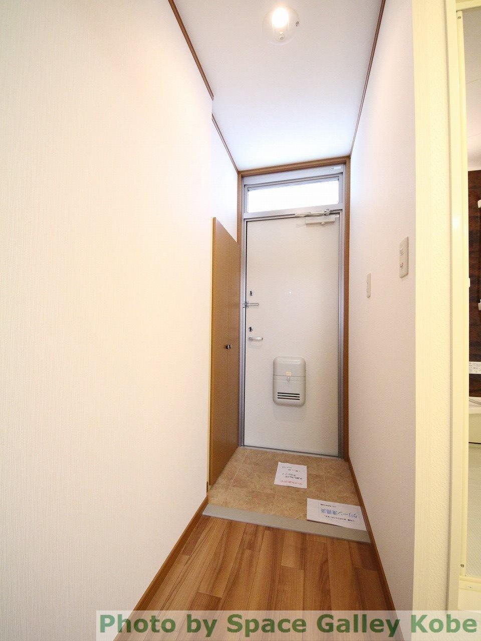 クレールベルヴィル立花　B棟の玄関|※お部屋により仕様が異なる可能性があります。