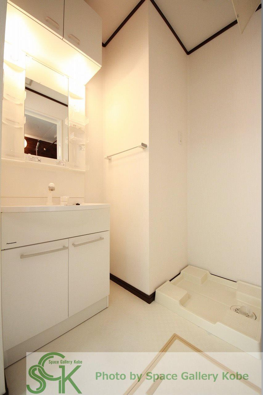 クレールベルヴィル立花　C棟の洗面所|※お部屋により仕様が異なる場合があります。
