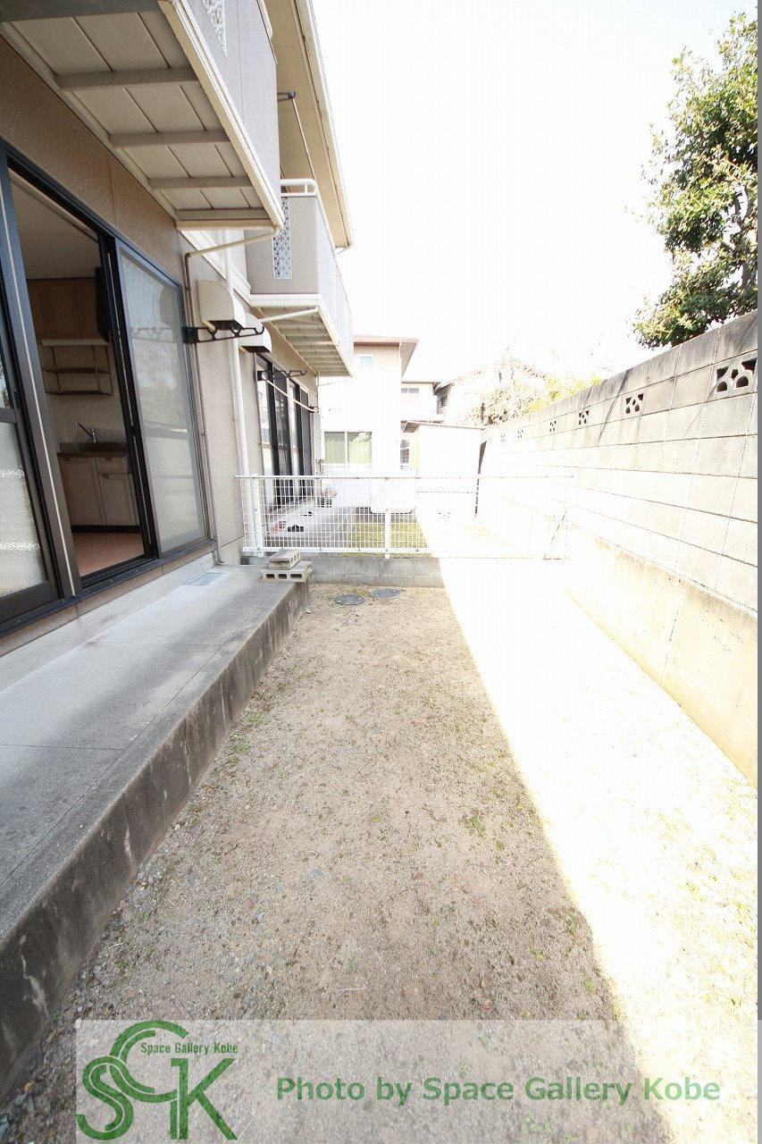 クレール神田坂の庭