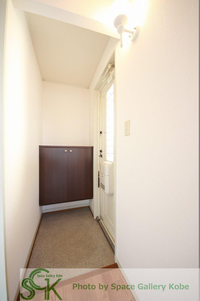 クレール神田坂の玄関|※お部屋により仕様が異なる場合があります。