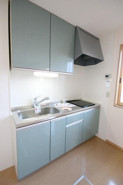 グレイス中道のキッチン|※お部屋により仕様が異なる場合があります。