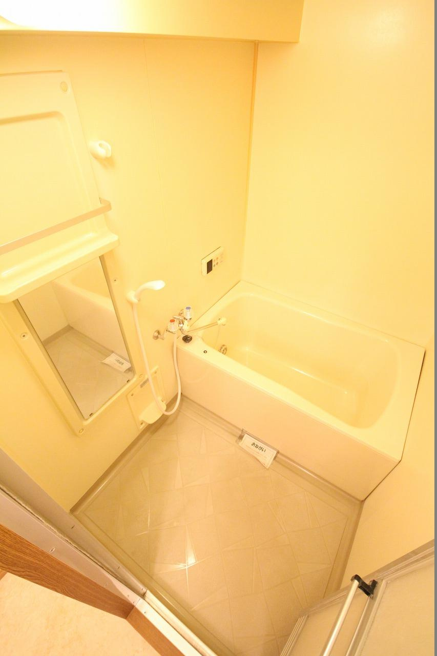 グレイス大久保の浴室|※同物件の別のお部屋の写真です※
