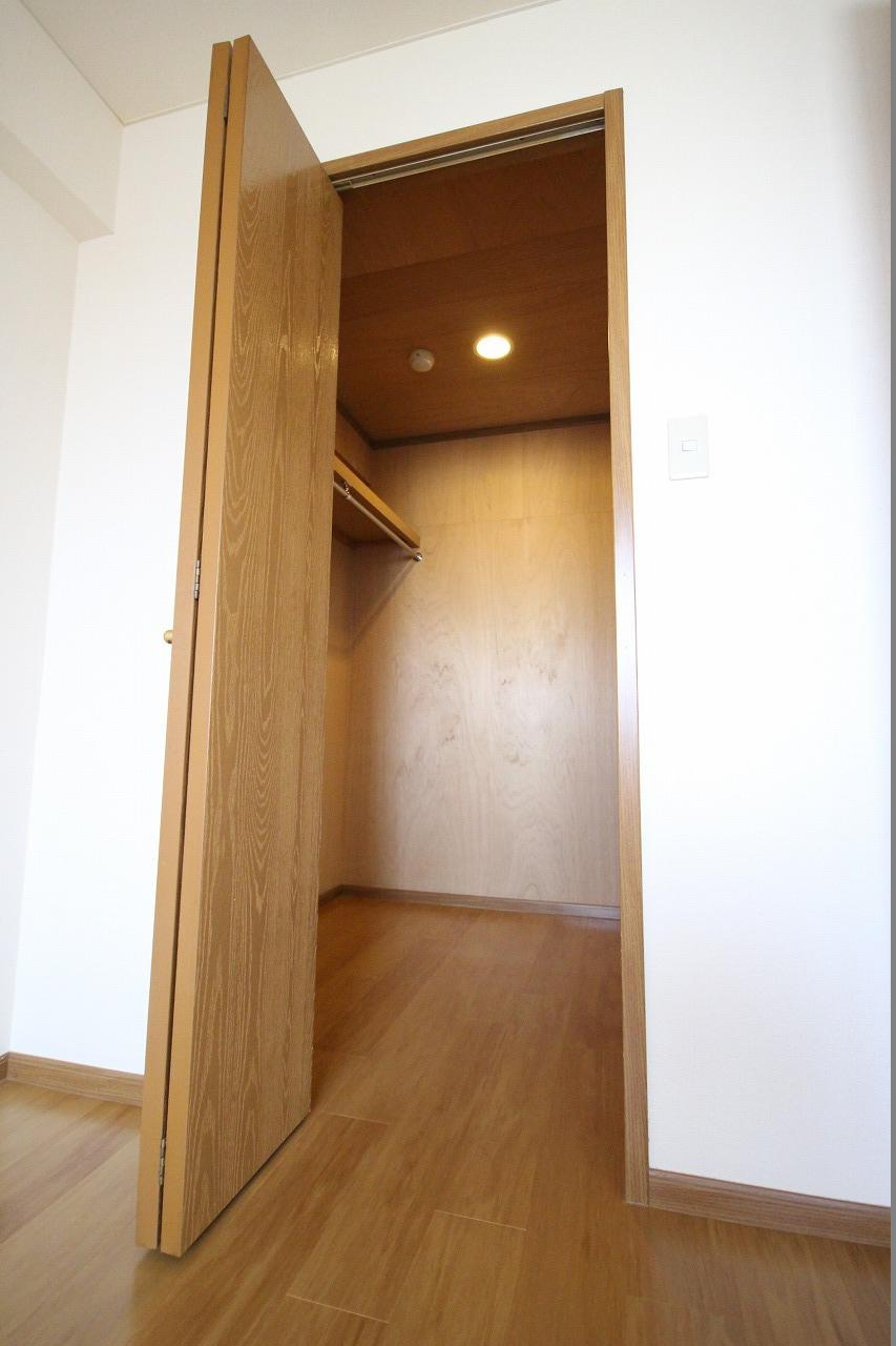グレイス大久保の収納|※お部屋により仕様が異なる場合があります。