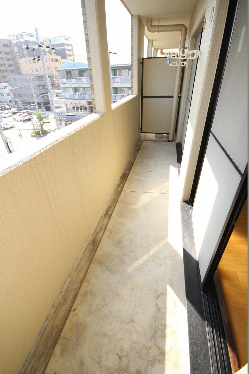 グレイス大久保のバルコニー|※お部屋により仕様が異なる場合があります。