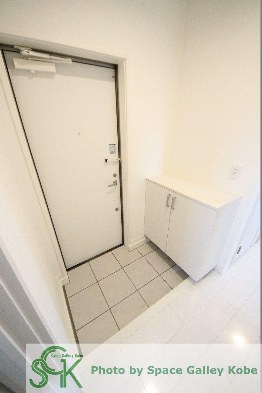 クレメント舞子台の玄関|※お部屋により仕様が異なる場合があります。