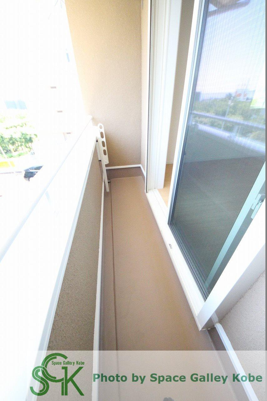 クレメント舞子台のバルコニー|※お部屋により仕様が異なる場合があります。