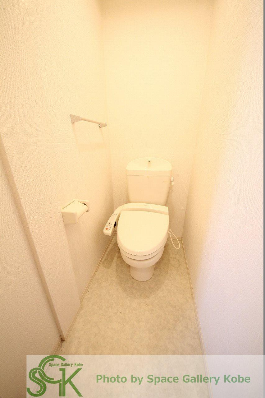 コモ　エスタ　上ノ丸のトイレ|※お部屋により仕様が異なる場合があります。