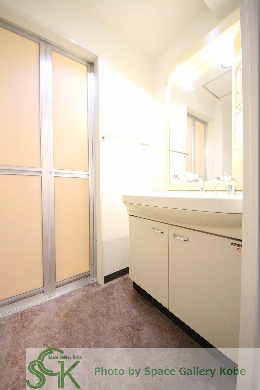 コモンパレス清水が丘の洗面所|※お部屋により仕様が異なる可能性があります。