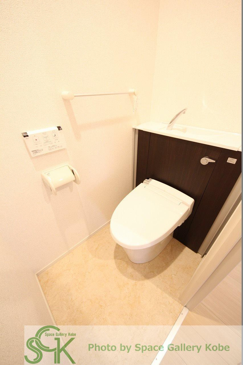 コルソ　デラ　モーダのトイレ|※同物件の別のお部屋の写真です※