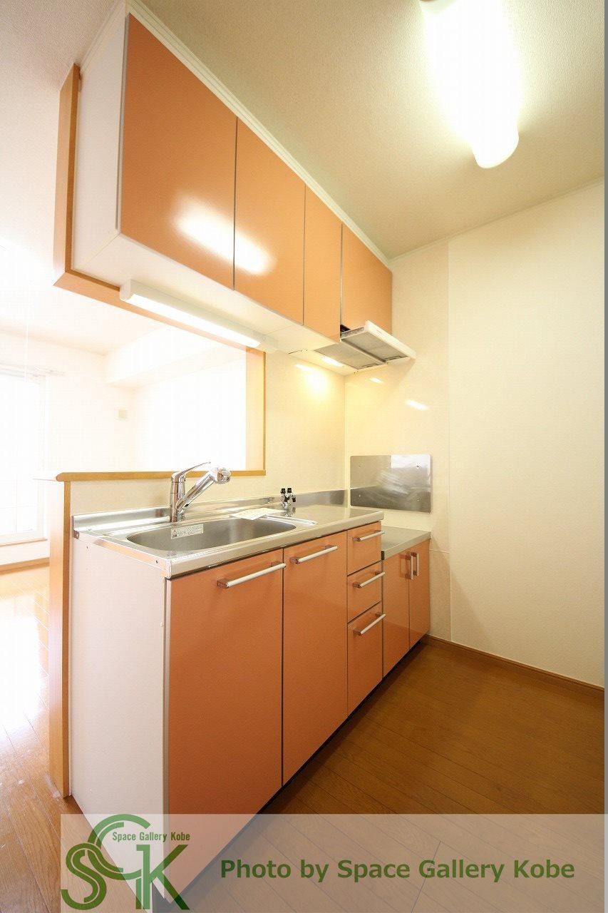 コルティーレ太寺Ⅱのキッチン|※お部屋により仕様が異なる可能性があります。