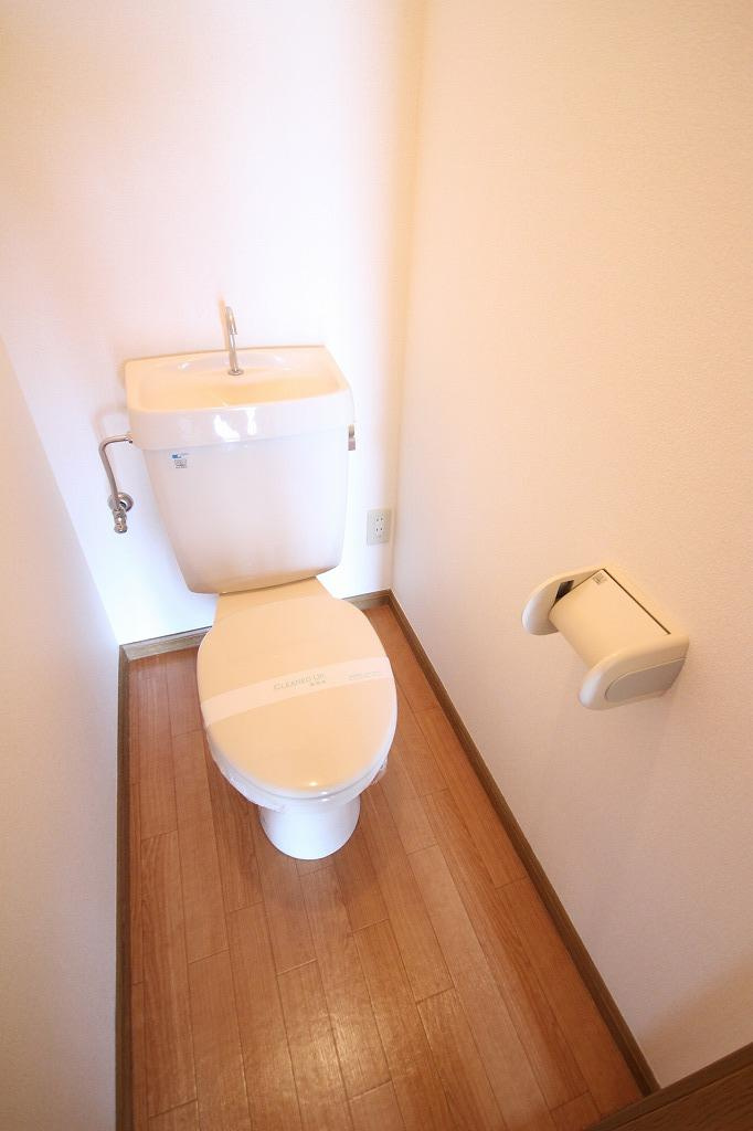 コロニアルヒルズ・オーク1のトイレ|※同物件の別のお部屋の写真です※