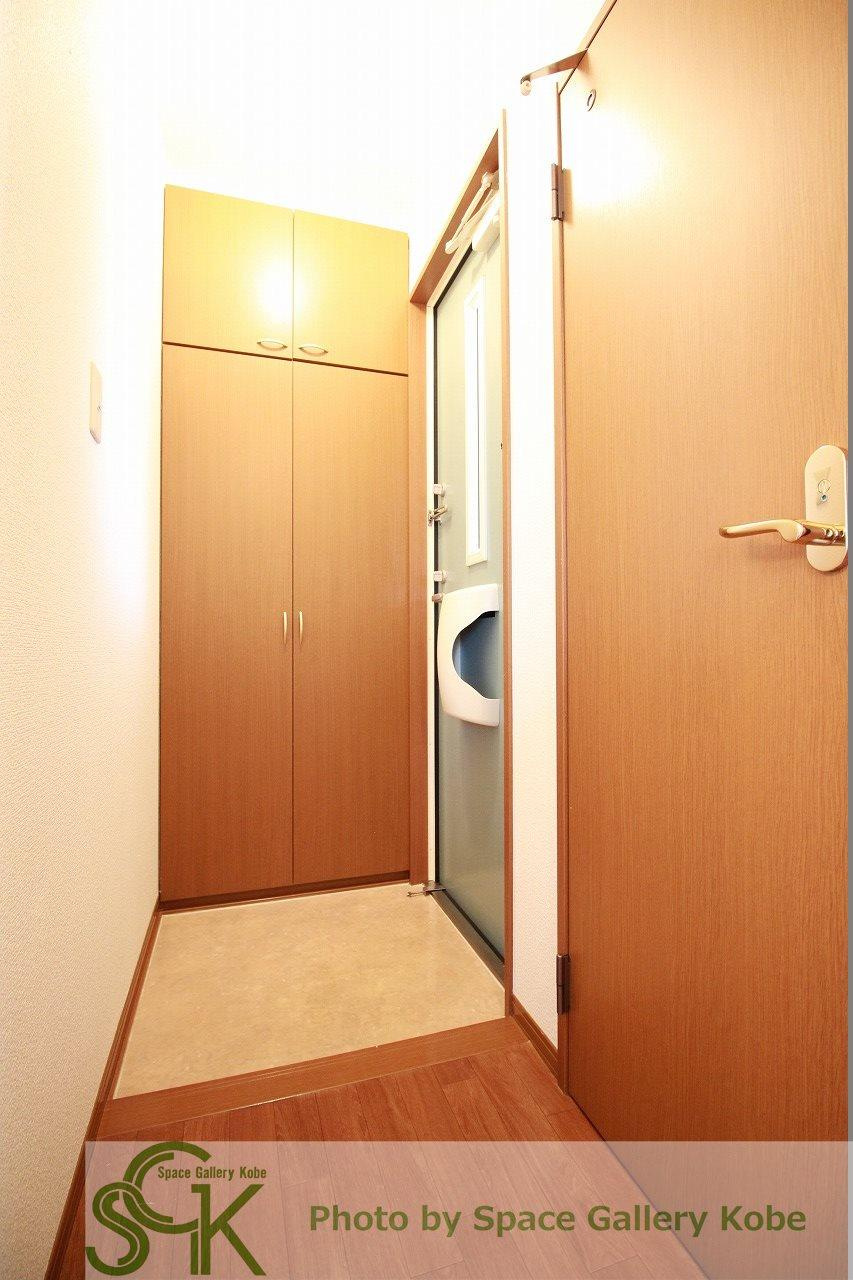 サニーヒル白水の玄関|※お部屋により仕様が異なる場合があります。