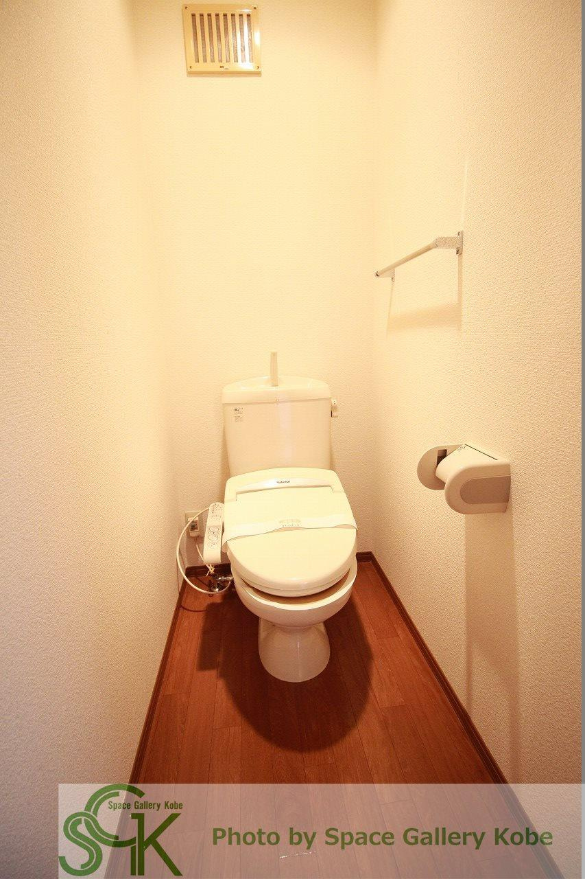 サニーヒル白水のトイレ|※お部屋により仕様が異なる場合があります。