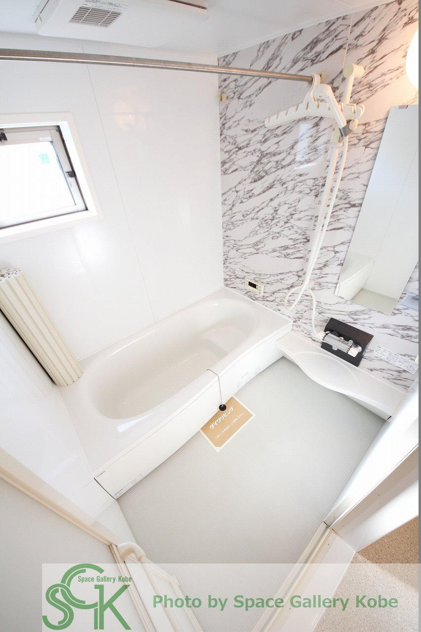 サニープレイス塩屋台の浴室|※お部屋により仕様が異なる場合があります。