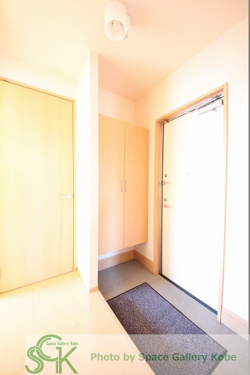 サニープレイス塩屋台の玄関|※お部屋により仕様が異なる場合があります。