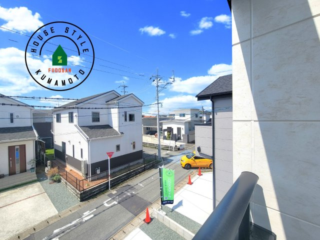 熊本市中央区出水5丁目第2-2棟（2号棟）　の展望|眺望や窓からの景色が良いと、家で過ごす時間も快適です。