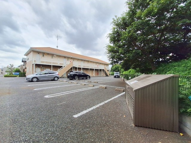 スカイピーク参番館の駐車場|★駐車場★
