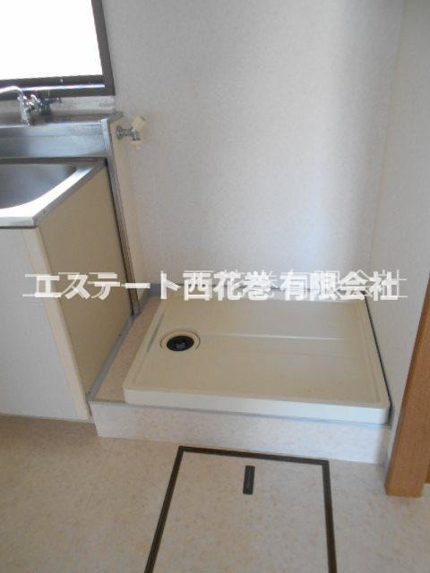 シティハイムロイヤルのその他|シンク脇に洗濯機置き場