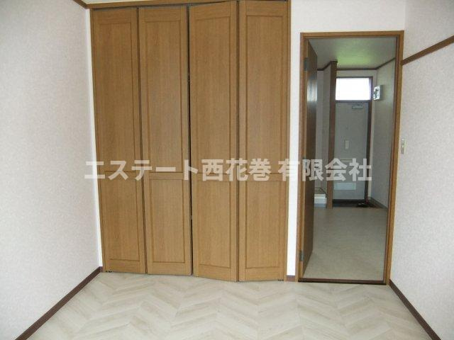 シティハイムロイヤルの洋室