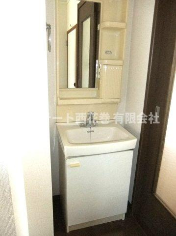 シティハイムサンポートⅠ　Ⅱの洗面所|洗面所はありませんがキッチンに洗面台があります