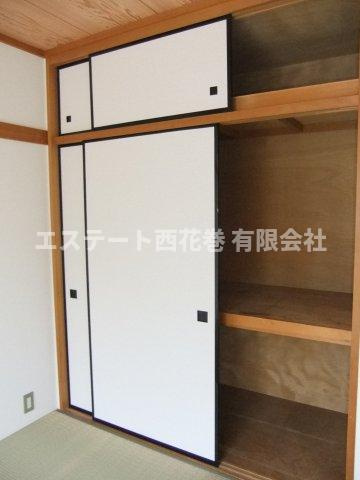 シティハイムサンポートⅠ、Ⅱの収納|和室収納。洋室、和室それぞれに入口があります。