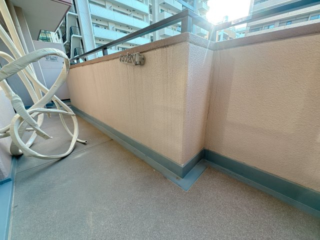 【バルコニー】 | 朝日プラザ大濠☆仲介手数料無料☆ | バルコニーは日当たりが一番！それでいうならこの物件は大合格です。