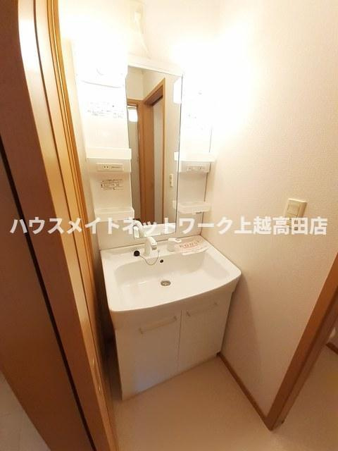 グラシオッソＢの洗面所|洗髪洗面化粧台