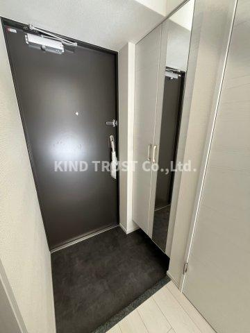 ライフフィールド北梅田クラルスの玄関|落ち着いた玄関です