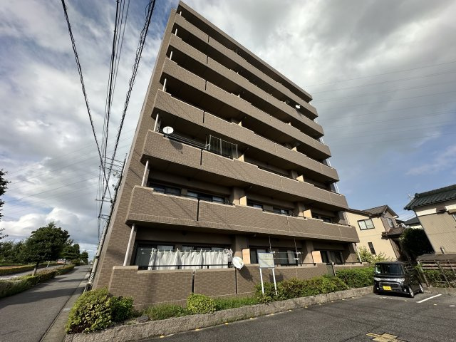 アヴニール小坂の外観