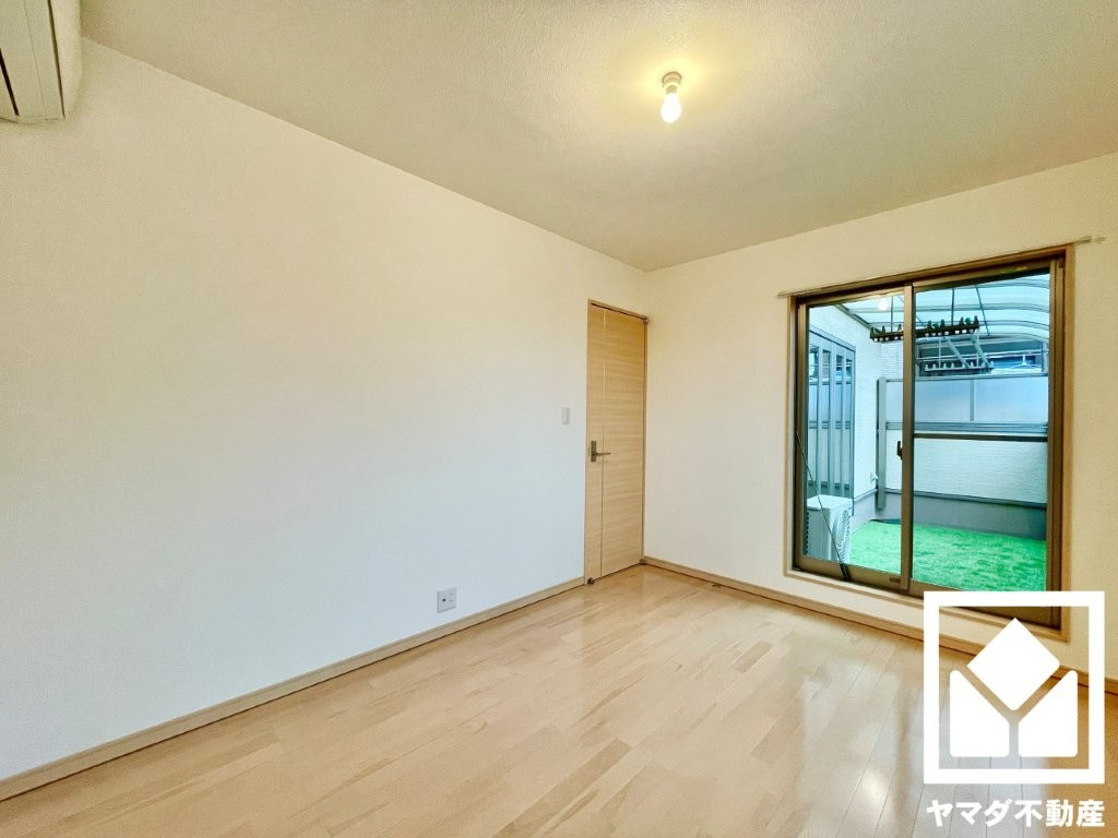 宇治市広野町尖山の子供部屋