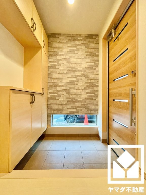 宇治市広野町尖山の玄関