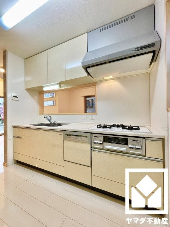 宇治市広野町尖山のキッチン