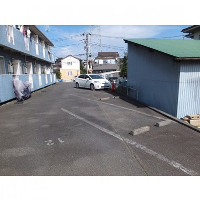 【外観】 | クレッセントハウス駐車場