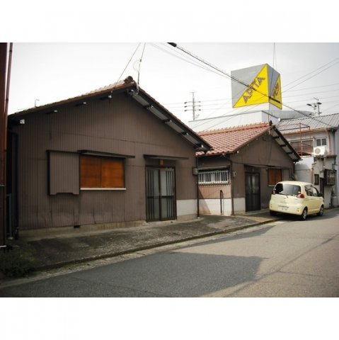 岐阜市加納竜興町２丁目の一戸建ての外観