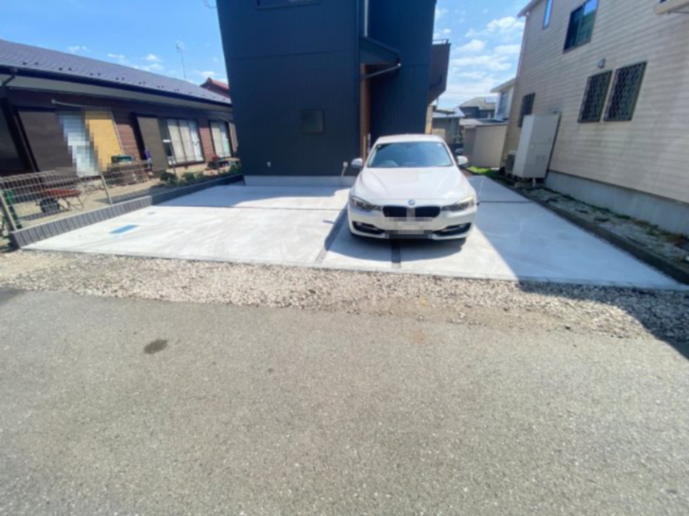 祝　成約済み　八王子市　諏訪町　新築戸建ての駐車場|～仲介手数料無料☆八王子ひなた不動産～八王子市諏訪町　新築戸建て