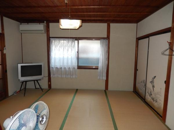 出雲市湖陵町二部　中古戸建の和室