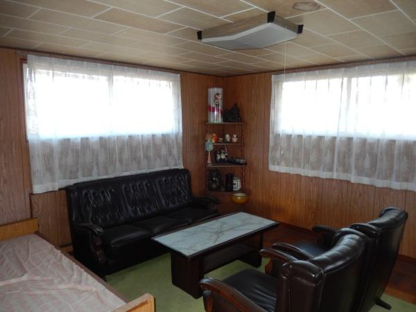 出雲市湖陵町二部　中古戸建の洋室