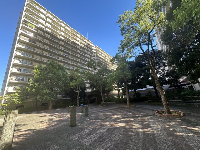 プラザ元加賀 E棟の周辺