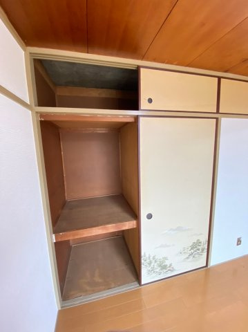 上高丸厚生年金住宅3号棟の収納