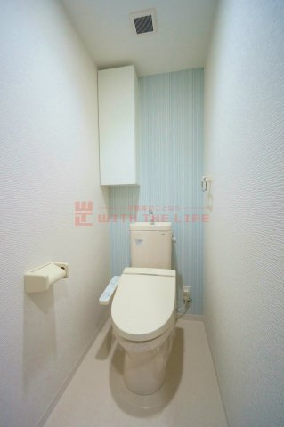 カサグランデ本町【10,000円キャッシュバック対象物件】のトイレ|ゆったりとした空間のトイレです