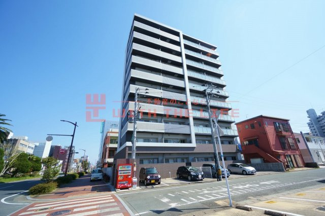 カサグランデ本町【10,000円キャッシュバック対象物件】の外観|おしゃれな外観です